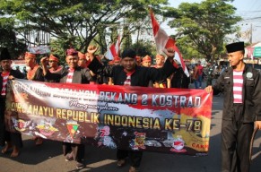 Meriahkan HUT RI ke-78, Yonbekang 2 Kostrad Menggelar Karnaval Untuk Hibur Warga Sekitar Asrama