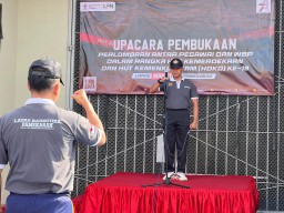 Sambut Hari Lahir Kemenkumham dan HUT RI Lapas Narkotika Kelas IIA Pamekasan Gelar Pembukaan Pekan Olahraga dan Seni