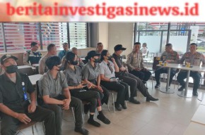 Kedekatan Masyarakat Bersama Polsek Denbar Lebih Erat Dengan Adanya Jumat Curhat 