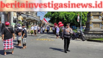 Polres Tabanan dan Polsek Kediri Siaga Amankan Piodalan di Pura Pakendungan