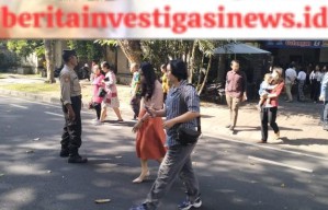 Program Minggu Kasih Polsek Dentim Berikan Pengamanan Ibadah Kebaktian Minggu