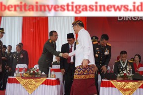 Pengibaran Bendera Merah Putih pada Peringatan HUT RI ke-78
