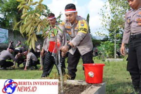 Polri Lestarikan Negeri, Polres Tulungagung Tanam Pohon Buah – buahan Secara Serentak