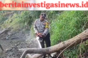 Bhabinkamtibmas Ikut Berpartisipasi Pada Kegiatan Jumat Bersih Lingkungan