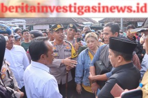 Kapolres Jembrana Pantau Pengamanan Pembongkaran Pasar Umum Negara