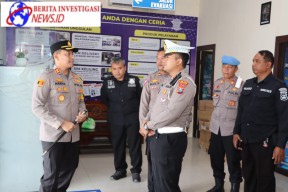 Satpas Polres Tulungagung Permudah Masyarakat Pemohon SIM dengan Nasi Tiwul