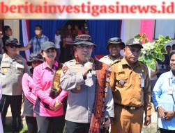 Kapolri dan Ketua Umum Bhayangkari Tinjau Bakti Kesehatan Polri Presisi di Pulau Palue NTT