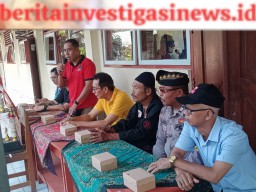 Polisi Banjar Hebat dan Bhabinkamtibmas Polri Dukung Pencak Silat