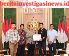 Kapolresta Denpasar Terima Reward Atas Konsistensinya Jaga Kamtibmas