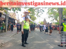 Ada Polisi Banjar Hebat Polresta Denpasar di Ngaben Desa Ubung Kaja