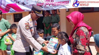 Polres Nganjuk Sebarkan Ribuan Buku Bacaan UpayaTumbuhkan Literasi dan Kecintaan Membaca Anak