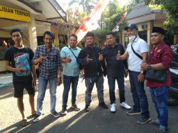 Sikap Arogansi POL PP Surabaya Kembali Ditunjukkan Saat Penertiban Pasar Keputran