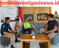 Kapolsek Sambangi dan Cek Jumlah DPT Pemilu 2024 di PPK Kecamatan Mengwi
