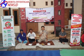 Cangkrukan Bersama Polres Nganjuk, BNN Kabupaten Nganjuk dan Warga di Kelurahan Payaman Cegah Bahaya Narkoba