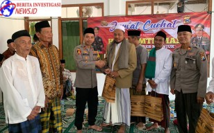 Gelar Program Jum'at Curhat, Polres Nganjuk Terima Keluhan Jamaah Masjid Al Hidayah Terkait Air Bersih