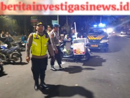 Patroli Cahaya Biru Polsek Denut Cegah Trek-Trekan Malam Minggu