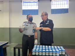 Ciptakan Lapas Bersih Halinar, Lapas Narkotika Kelas IIA Pamekasan Menggelar Penggeledahan Gabungan