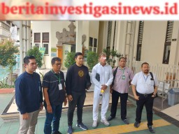 Polresta Denpasar Serahkan WNA Asal Inggris Pelaku Penganiayaan Polisi ke Imigrasi