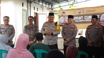 Jumat Curhat Polresta Sidoarjo Berbagi Untuk Warga Sidokare