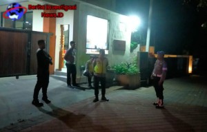 Malam Hari Rawan Kriminal, Polsek Dentim Antisipasi Dengan Blue Light Patrol