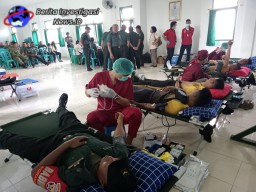 Bakkes Donor Darah dan Yankes Masal Kodim Gianyar Sambut HUT TNI ke 78