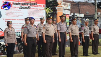 Sebelas Pesonil Terima Kenaikan Pangkat Pengabdian Dilantik Kapolresta Denpasar