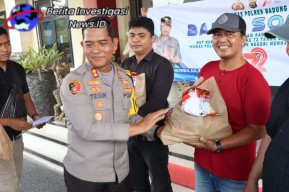 Wujudkan Dukungan Kepada Insan Pers, Kapolres Badung Berikan Paket Sembako