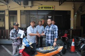 Polres Nganjuk Kembalikan Motor Kepada Pemilik, Terlacak Berkat Aplikasi “Ilmu Semeru” Polda Jatim