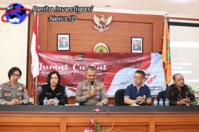 Jumat Curhat Polda Bali Adakan Tanya Jawab Dengan Mahasiswa Kampus IKIP PGRI Bali