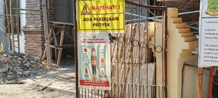 Anggaran Ratusan Juta Gedung Polresta Mojokerto di Kerjakan Tidak Profesional