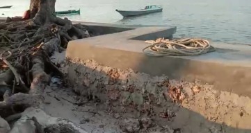 Disorot, Pembangunan Proyek Tangkis Laut di Sapeken Diduga Dikerjakan Asal asalan, Habiskan Rp 300 Juta