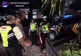 Demi Keamanan Wilayah Kompol Darsana Pimpin Blue Light Patrol Malam Minggu