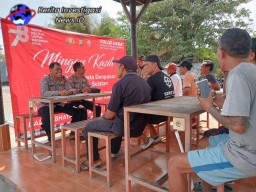 Serap Aspirasi Pekerja Wisata Pantai Muaya Polsek Kutsel Gelar Minggu Kasih