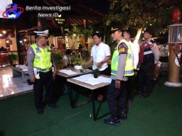 Guna Tingkatkan Keamanan Malam Hari Polsek Denpasar Barat Intensifkan Bluelight Patrol