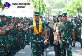 Setiap Permasalahan dan Kesulitan Masyarakat, Pangdam: "Prajurit Mampu Berikan Solusi"