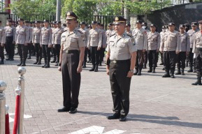 Kapolres Nganjuk Pimpin Upacara Kenaikan Pangkat Pengabdian Periode 1 November 2023