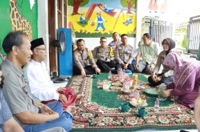 Sampaikan Pesan Pemilu Damai Kapolres Pelabuhan Tanjung Perak Sambangi Tokoh Agama