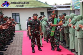 Pangdam Tekankan Netralitas TNI dan Bijak Bermedsos pada Kunjungannya di Kodim Sumbawa