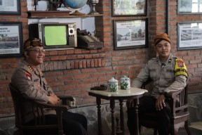 Polres Nganjuk Podcast Bersama Dirbinmas Polda Jatim, Bangun Kepercayaan Masyarakat Melalui Seni Budaya