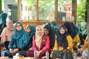 Ning Sasha Ajak Jamaah Pengajian Rutin TP PKK Membangun Keluarga Sakinah