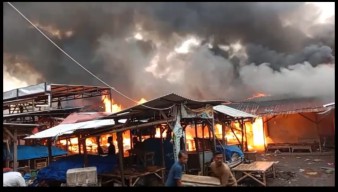 Kebakaran Pasar Leces Probolinggo, Belasan Lapak Ludes
