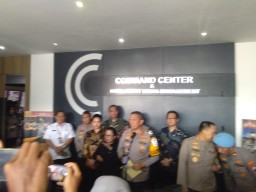 Terobosan Baru, Kapolda Jatim Resmikan Alat Body Camera di Satlantas Polrestabes Surabaya