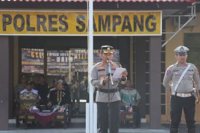Menjelang Nataru, Polres Sampang Gelar Apel Pasukan Operasi Lilin Semeru 2023