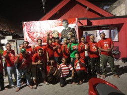 Komunitas Tretan Dihadiri Bacaleg Zainal Arifin Dapil 2 Gelar Nobar Debat Cawapres 2024