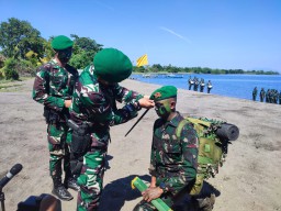 Pembaretan dan Penyematan Brevet Yuddhawastu Pramukha 40 Prajurit