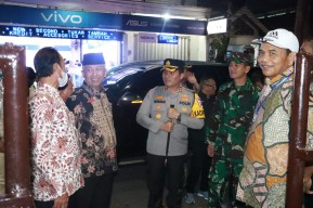 Kapolres Nganjuk Bersama Forkopimda Pantau Langsung Pelaksanaan Ibadah Natal 2023, Pastikan Berjalan Sesuai Harapan