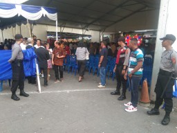 Hampir Seratus Personil Gabungan Amankan Ibadah Natal Gereja Ekklesia