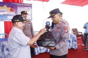 Beri Motivasi Petugas Operasi Lilin Semeru, Forkopimda Situbondo Kunjungi Pospam dan Posyan