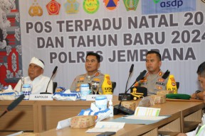 Kapolda Ikuti Release Akhir Tahun Kapolri Dan Tinjau Pelabuhan Gilimanuk