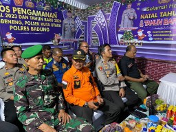 Kapolres Badung AKBP Teguh Priyo Wasono, Ikuti Zoom Meeting Dengan Kapolri